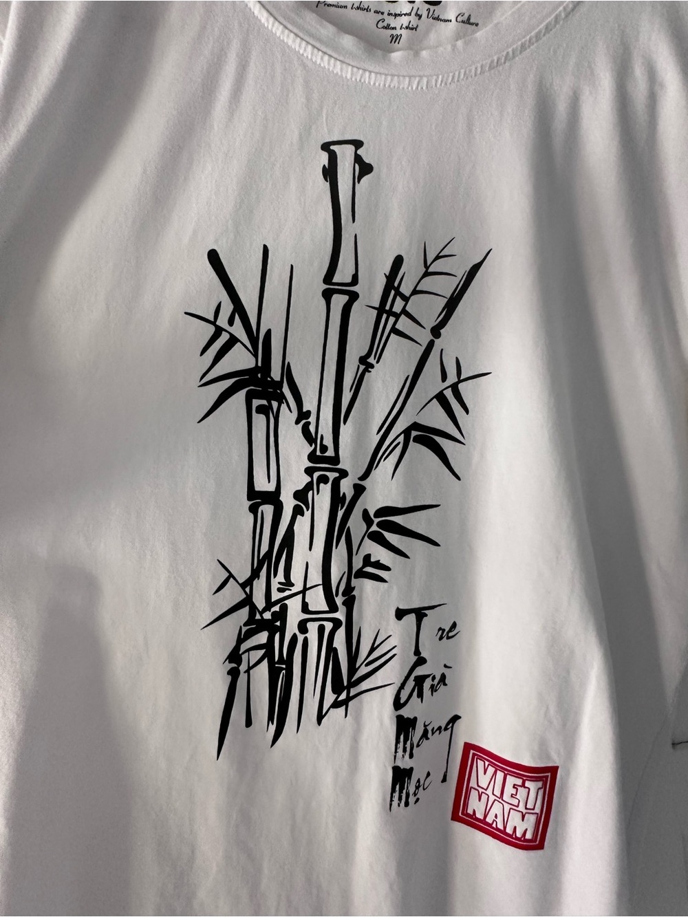 KOYO White Bamboo Graphic Short Sleeve Tee with Red Patch - Picture 4 of 6